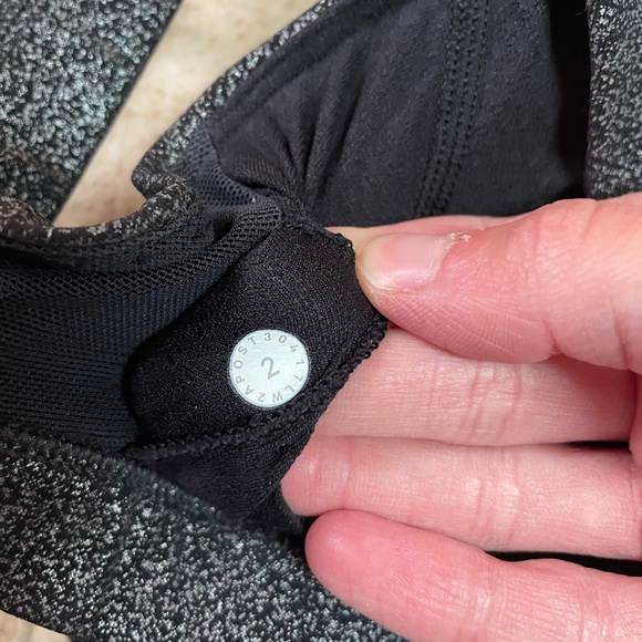 Lululemon bra - Picture 3 of 3